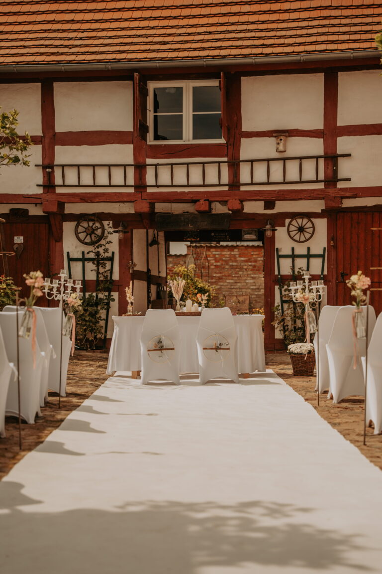 Heiraten im Innenhof