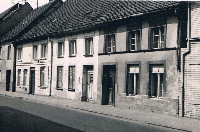 27 Marktstr. 187