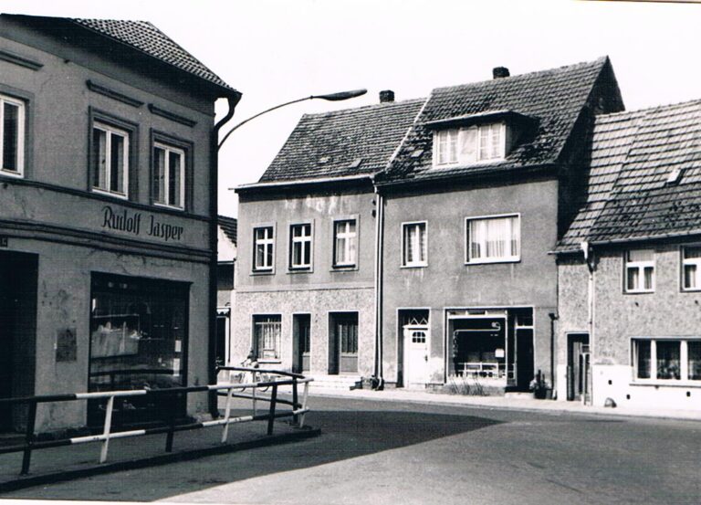 30 Breite Str 134 u.a.